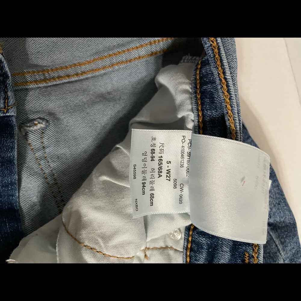 Jeans - Picture 3 of 4